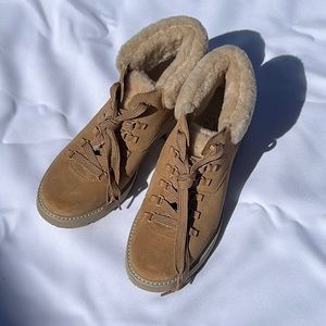 Naturalizer boots size 8 women’s